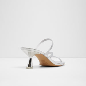 Avelinne / Heeled Sandals