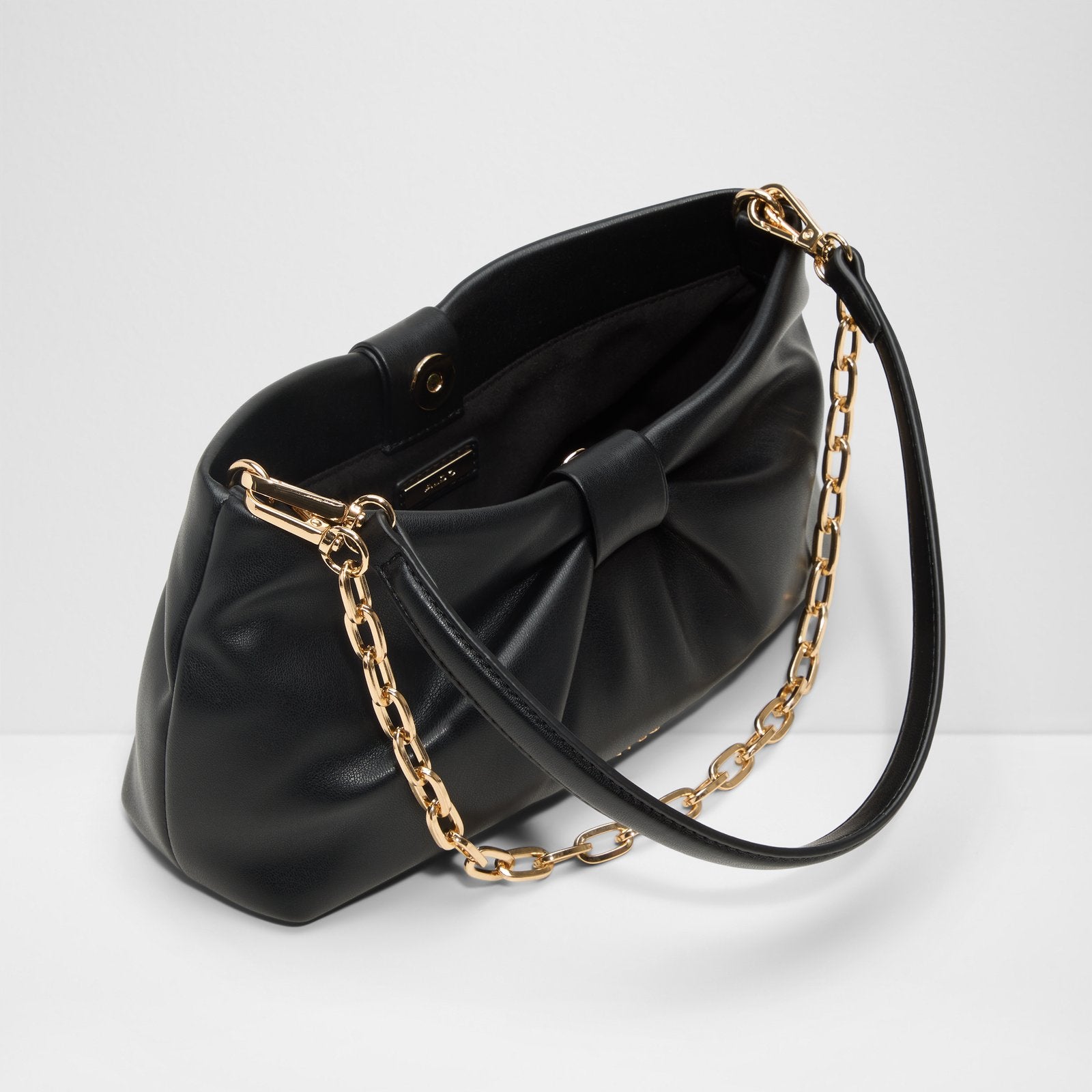 Balisia / Clutch