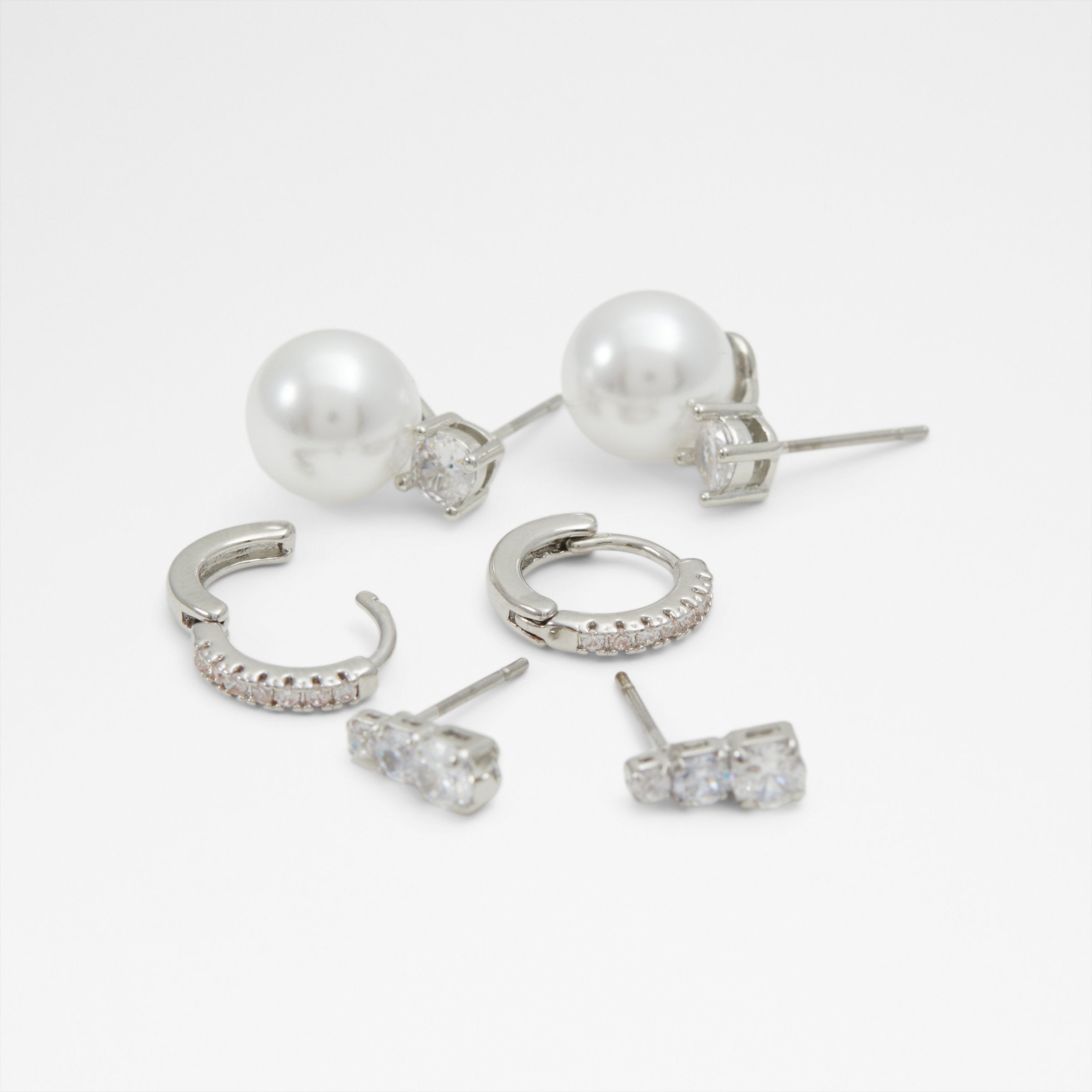 Banerena / Earrings