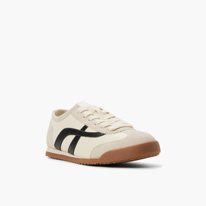 Beaa \ Sneakers