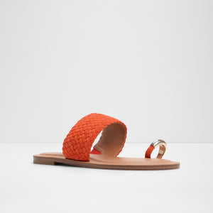 Beachwalk / صنادل مسطحة