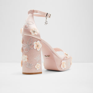 Beautifical / Heeled Sandals