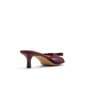 Begoniaa / Heeled Sandals