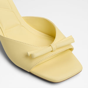 Belerose / Heeled Sandals