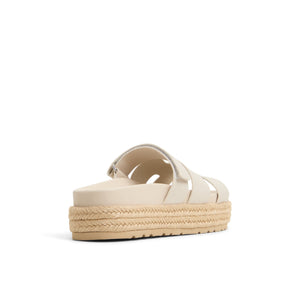 Belizee  /  Wedge Sandals
