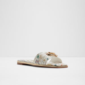 Bellenor / Flat Sandals