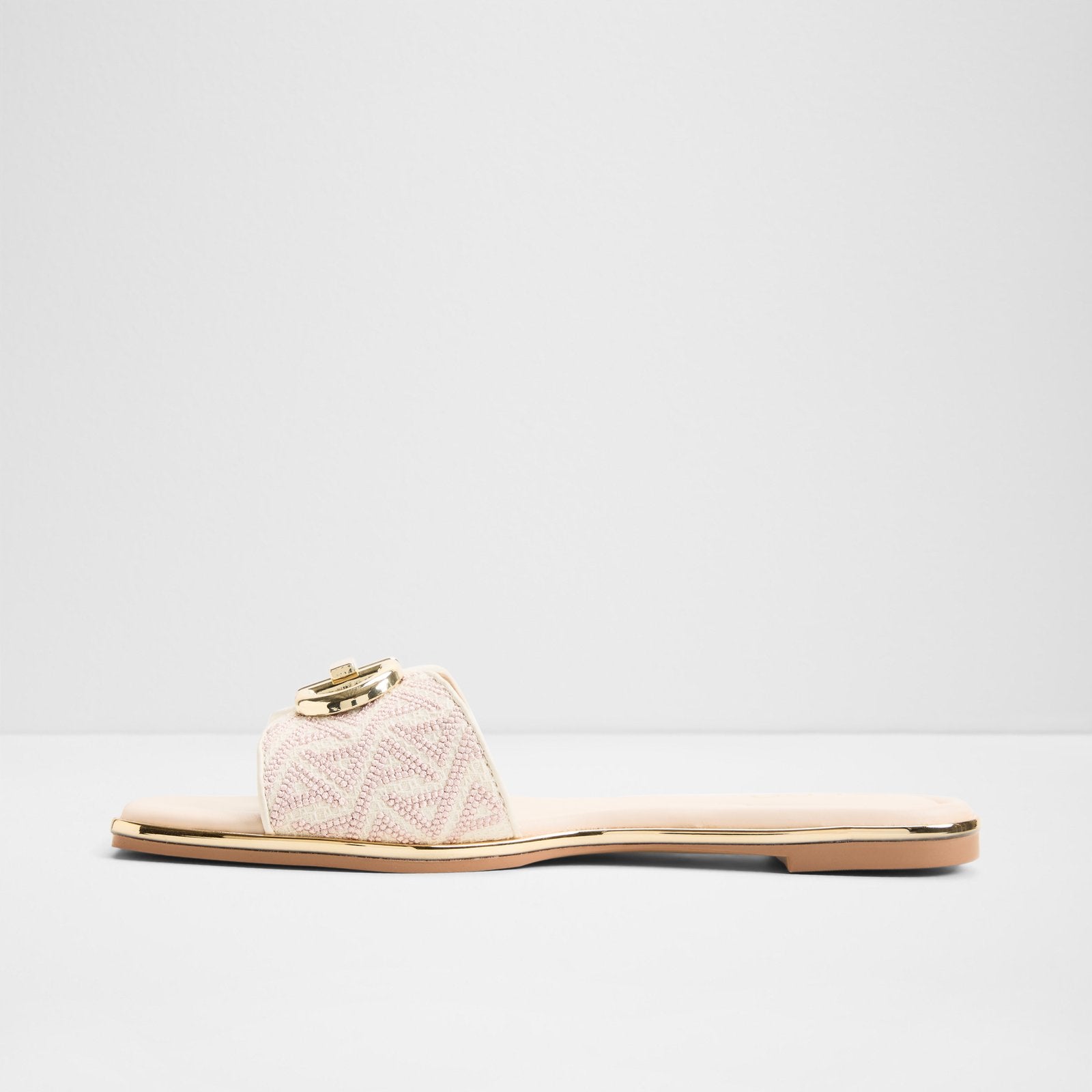 Bellenor / Flat Sandals