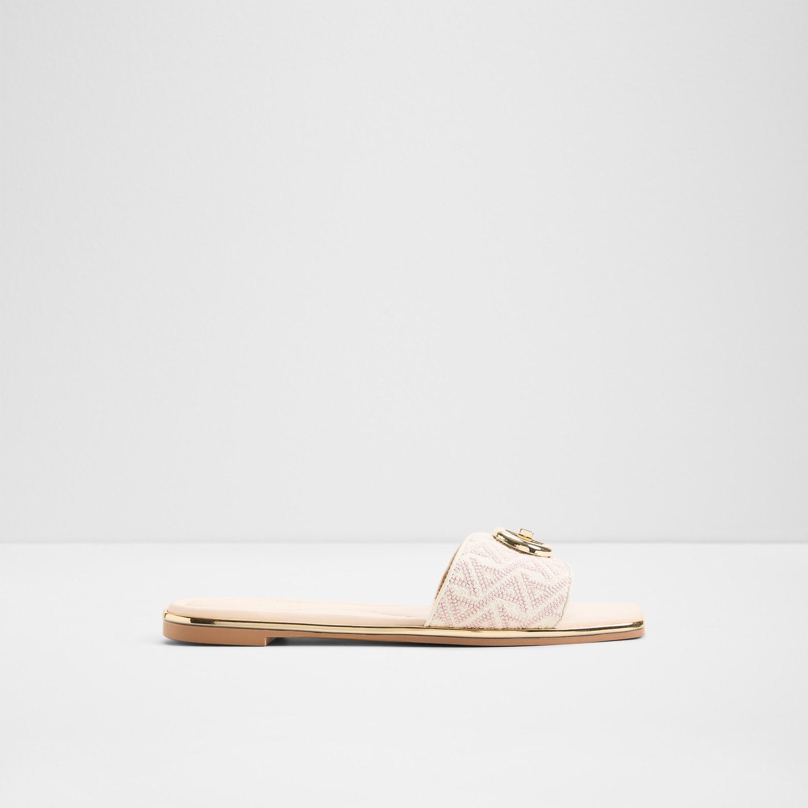 Bellenor / Flat Sandals