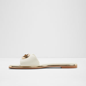 Bellenor / Flat Sandals