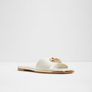 Bellenor / Flat Sandals