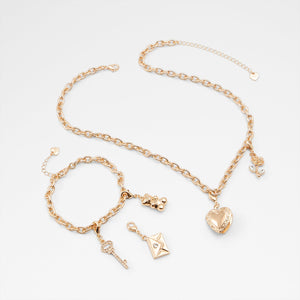 Bemyvalentine / Accessories