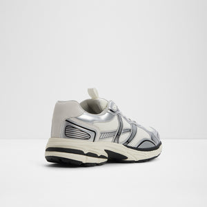 Blade / Sneakers