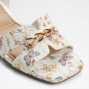 Blaike / Heeled Sandals