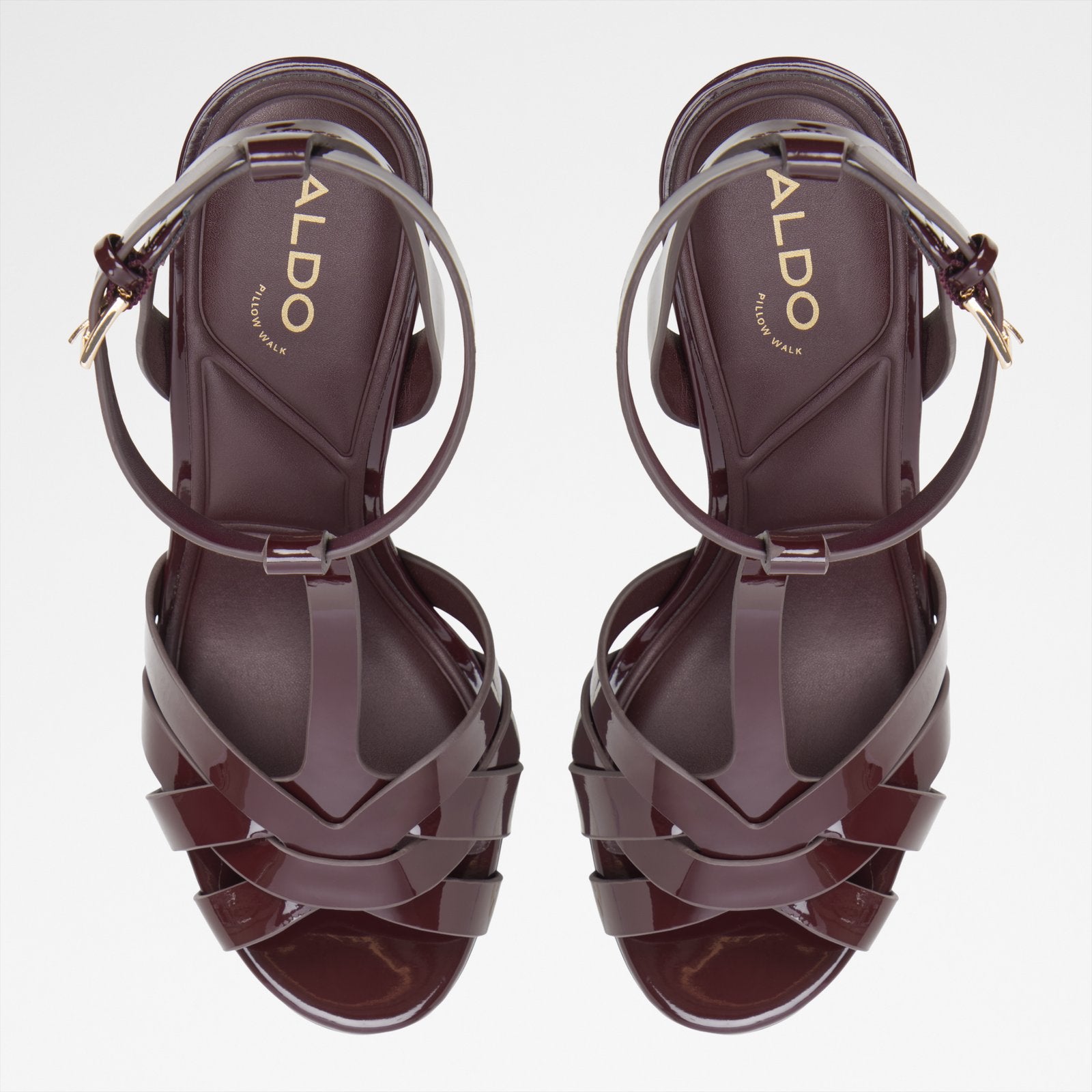 Borneolaan / Heeled Sandals