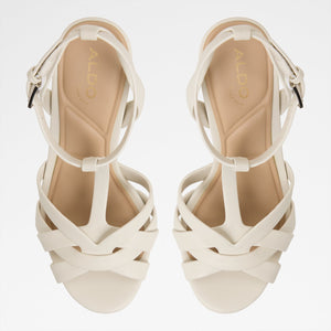 Borneolaan / Heeled Sandals