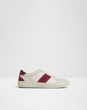 Braxton / Sneakers