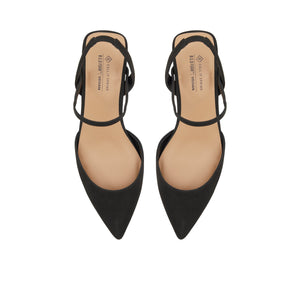 برينا / أحذية بكعب