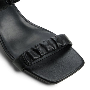 Briannah  /  Heeled Sandals