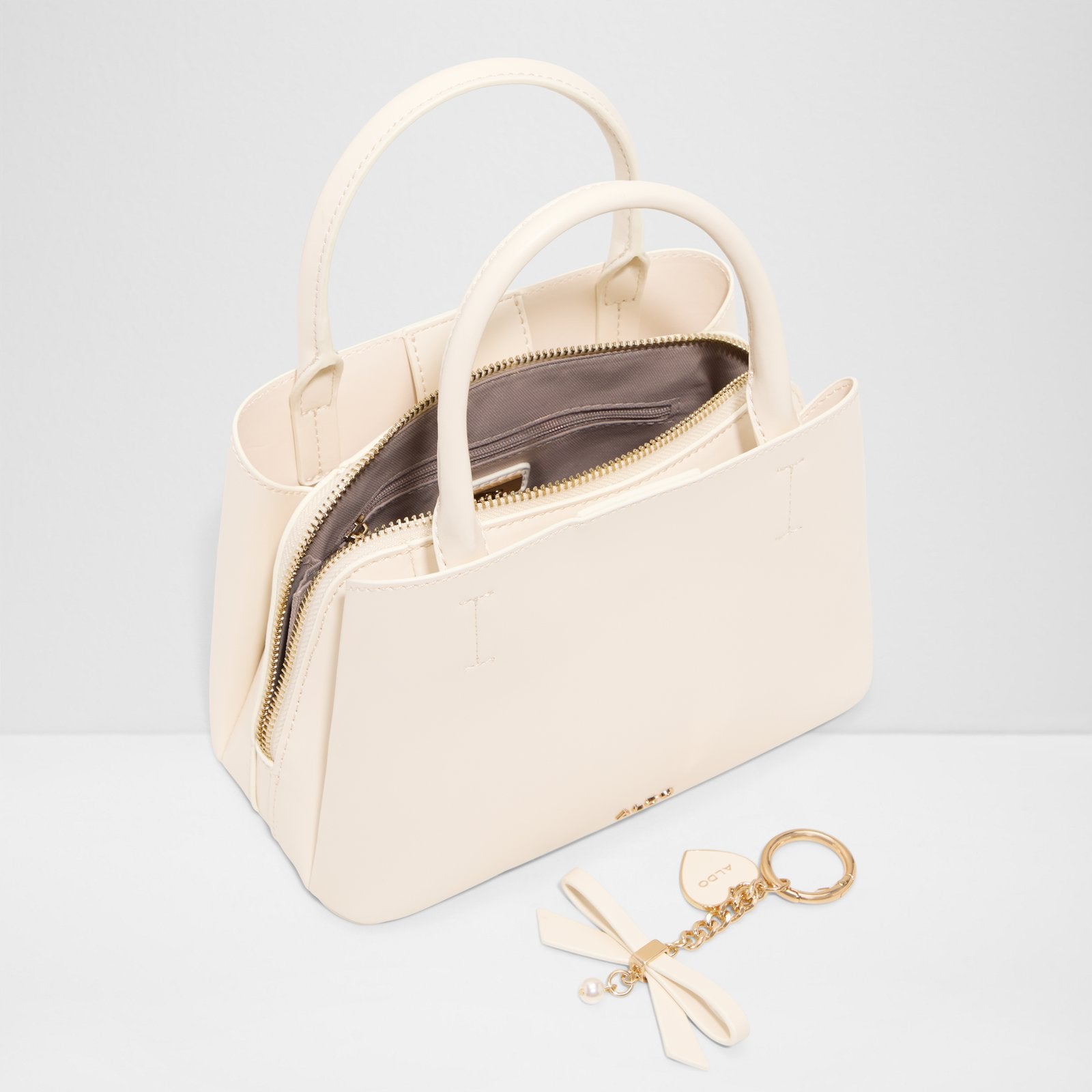 Britbow / Satchel