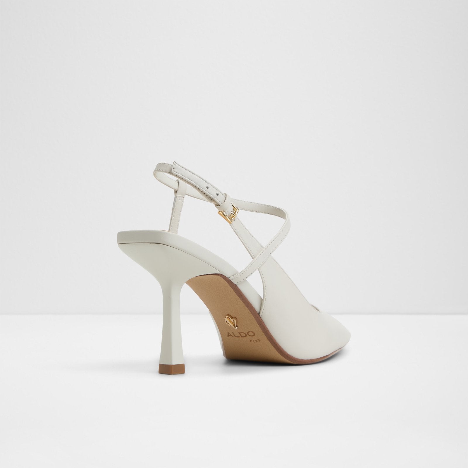 Brunette / Heeled Shoes