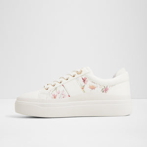 Brynlee / Sneakers