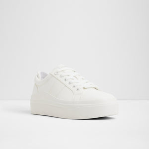 Brynlee / Sneakers