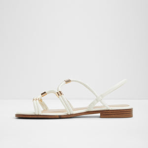 Bychan / Flat Sandals