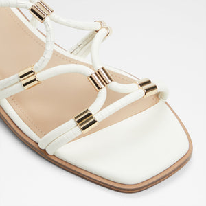 Bychan / Flat Sandals