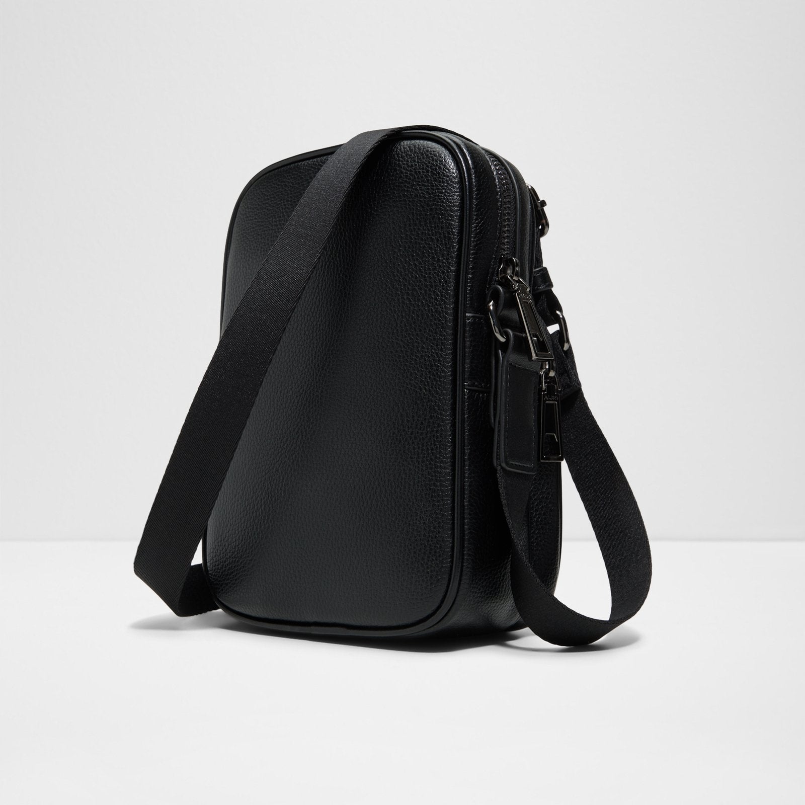 Caekath / Cross Body