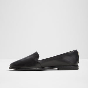 Caraelia / Slip Ons