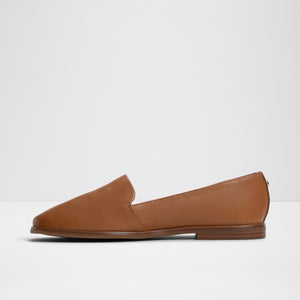 Caraelia / Slip Ons