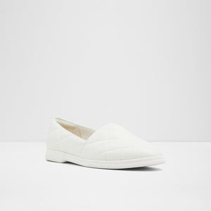 Caraennon / Slip Ons