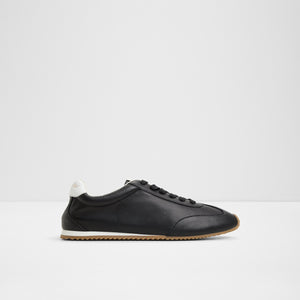Carefree / Sneakers