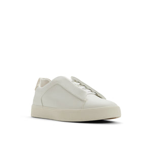 Carlowe / Slip Ons