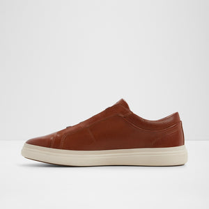 Carlson / Sneakers