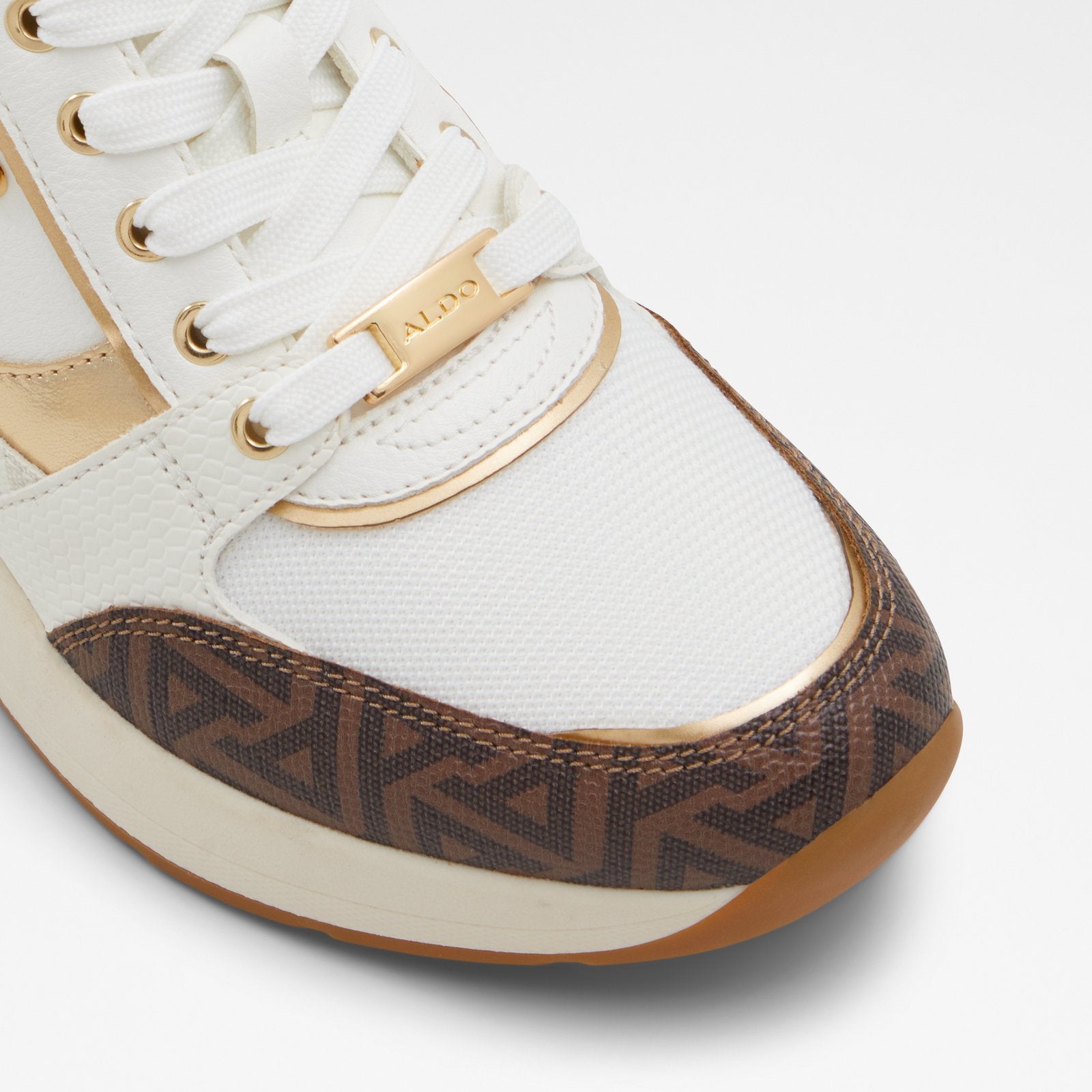 Caroteriel / Wedge Sneakerss