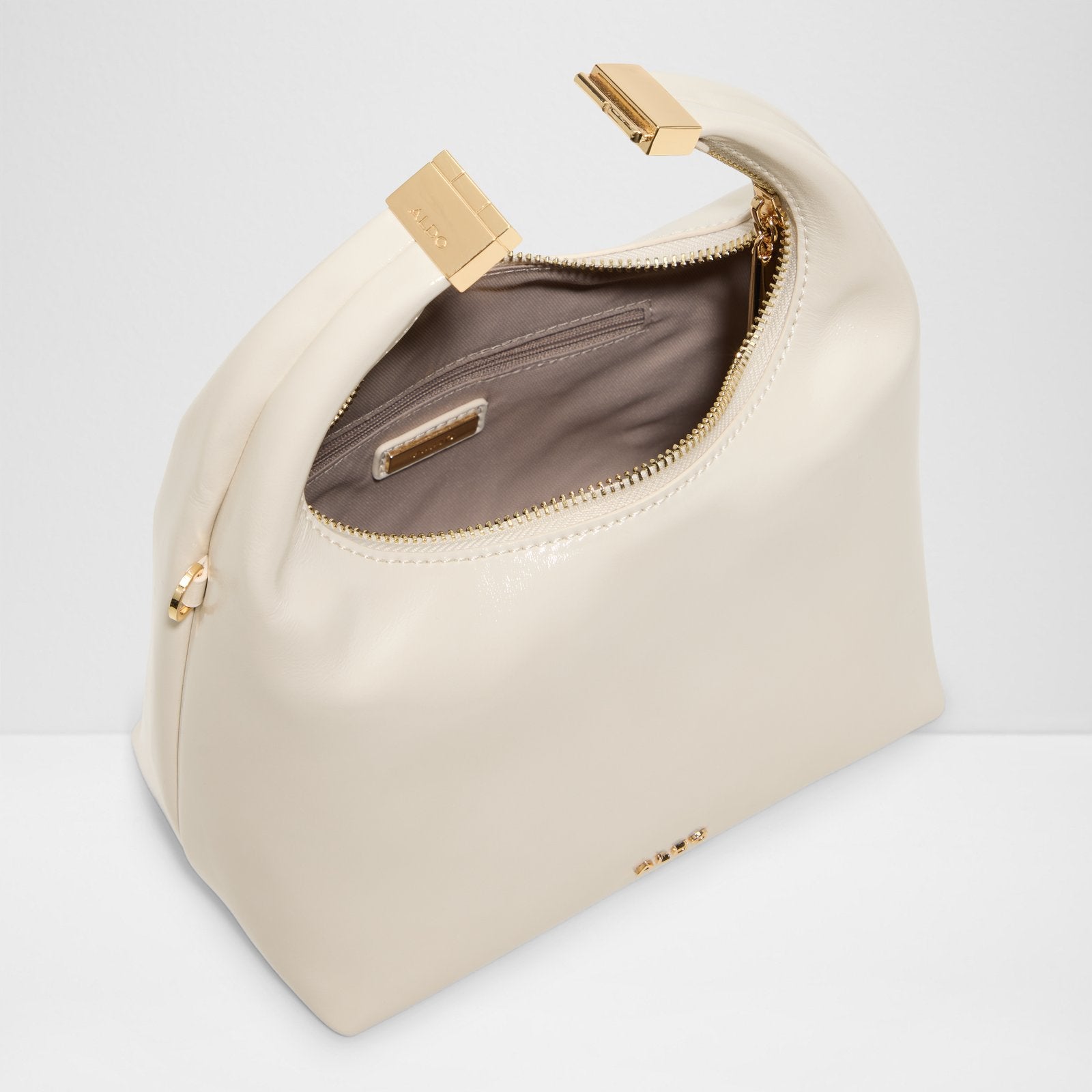 Charlieze / Satchel