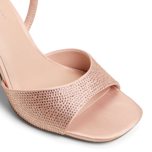 Chellsea  /  Heeled Sandals