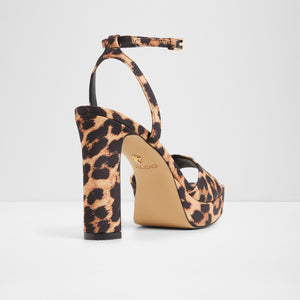 Chicgleam / Heeled Sandals