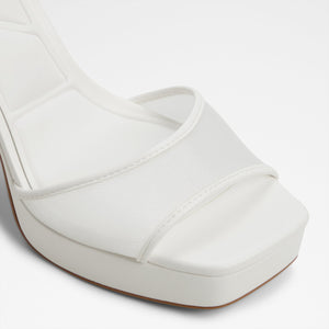 Chicglimmer / Heeled Sandals