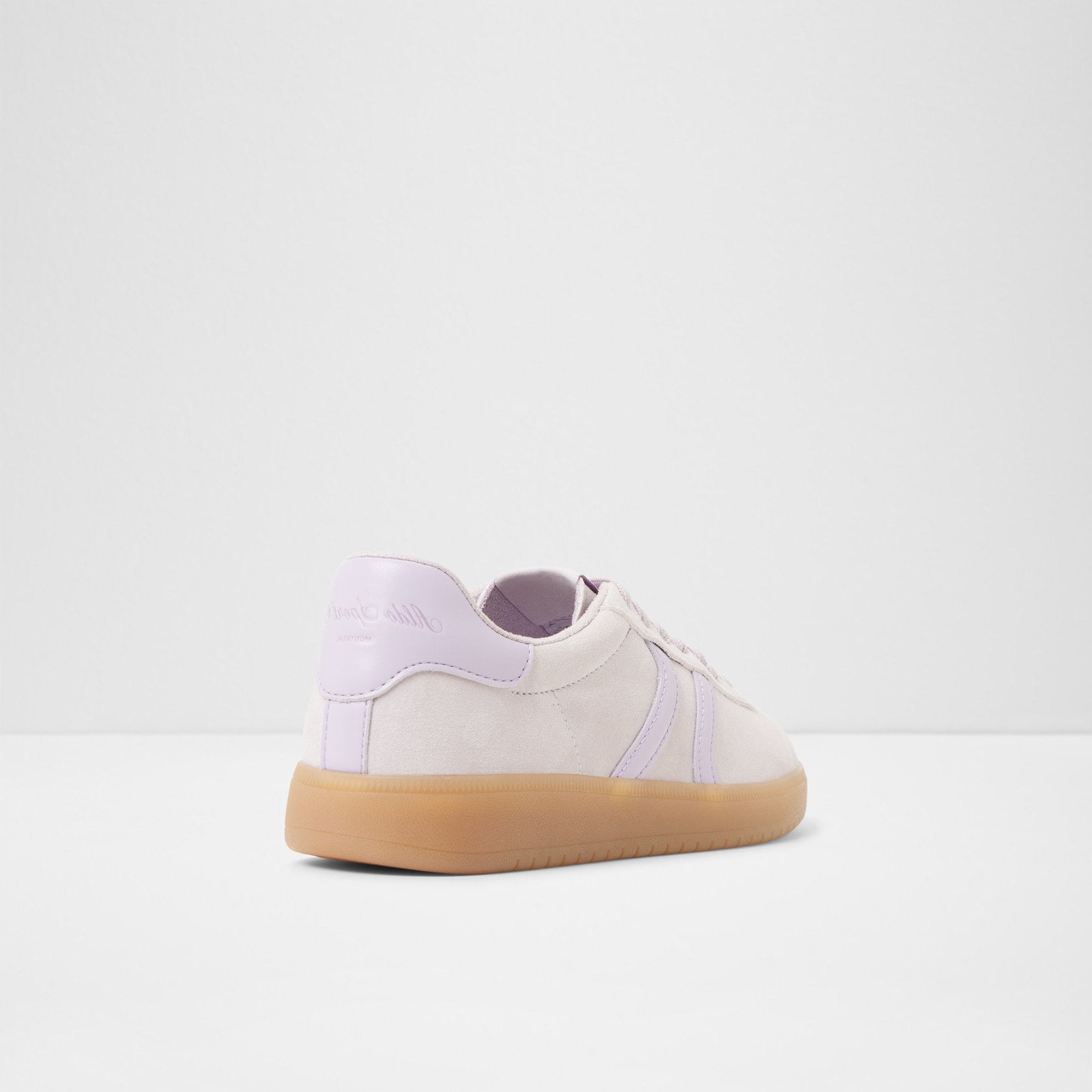 Chicsneaker / أحذية رياضية