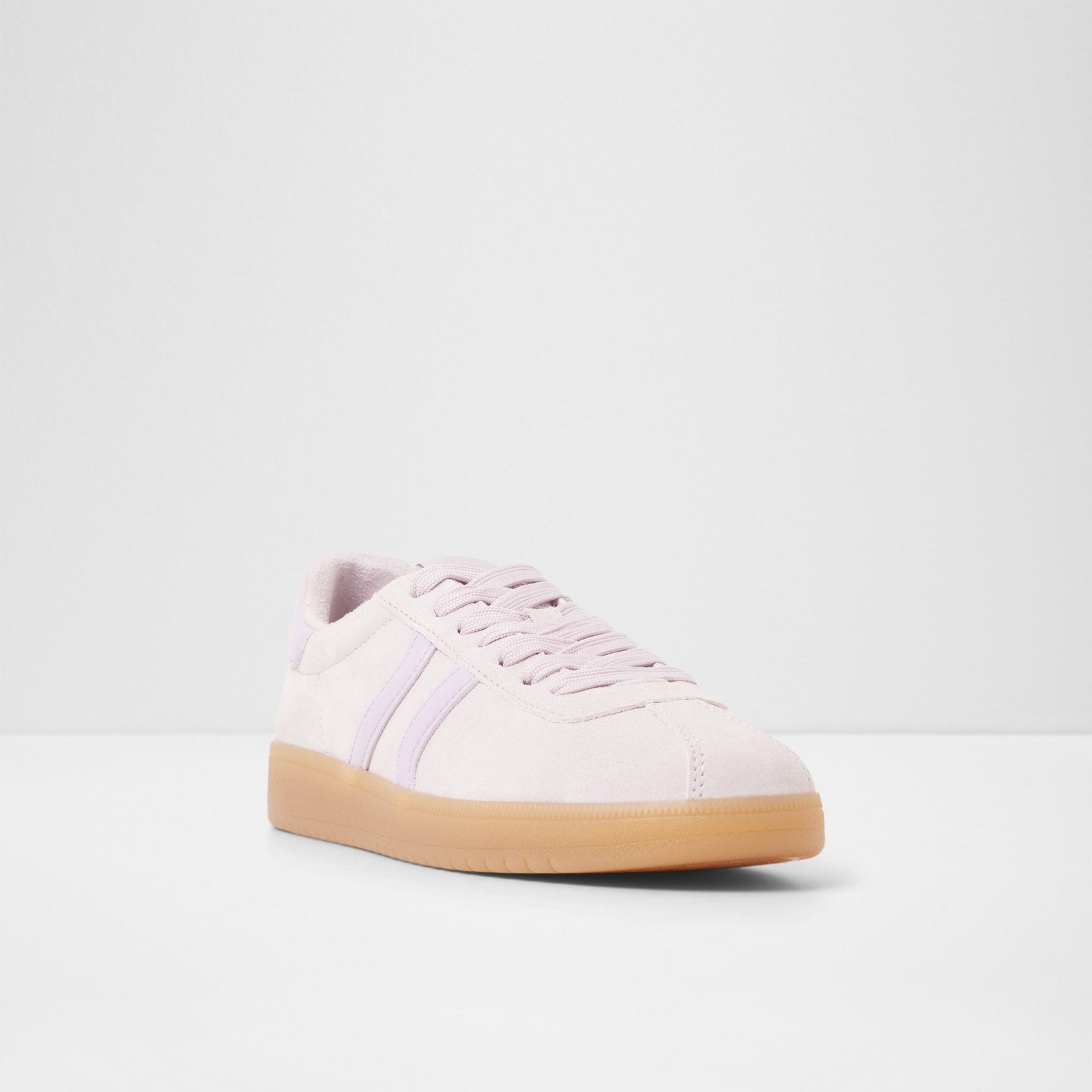 Chicsneaker / أحذية رياضية