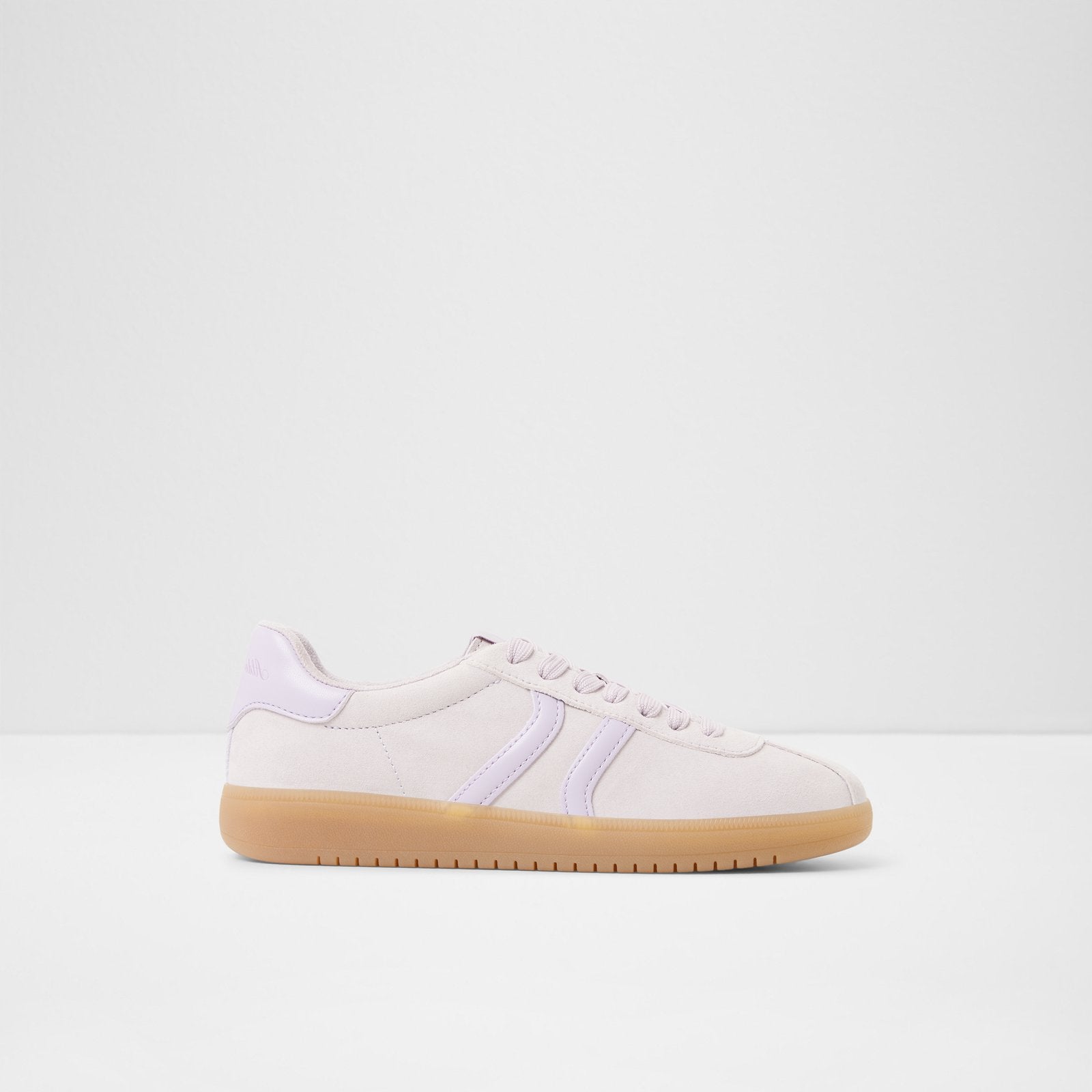 Chicsneaker / أحذية رياضية