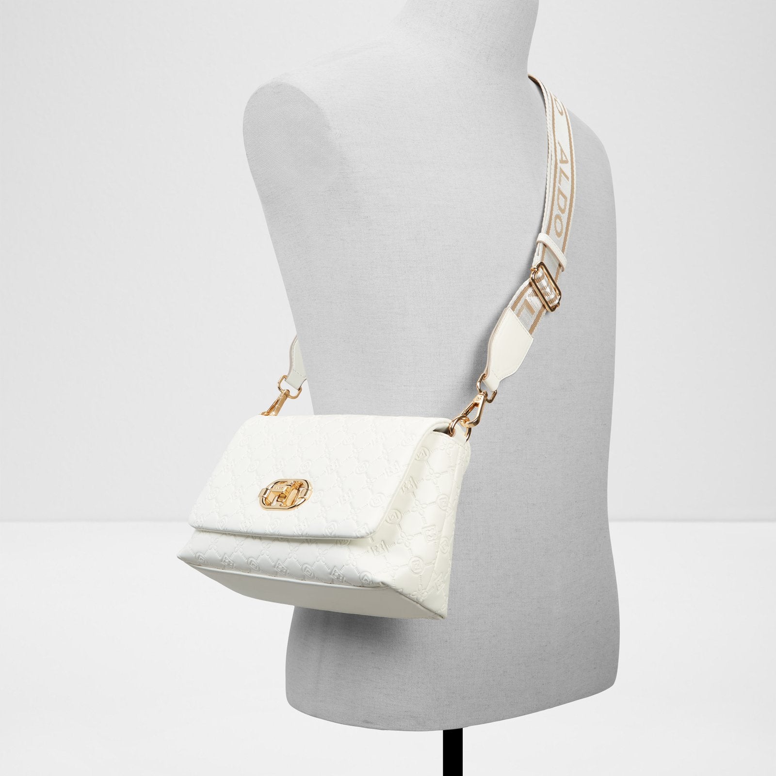 Choha / Cross Body