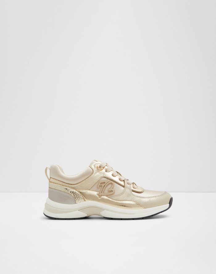 Clea / Sneakers