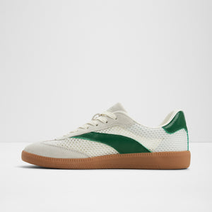 Clubstyle / أحذية رياضية