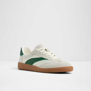 Clubstyle / أحذية رياضية