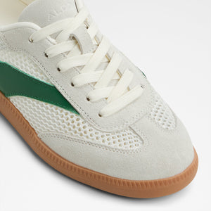 Clubstyle / أحذية رياضية