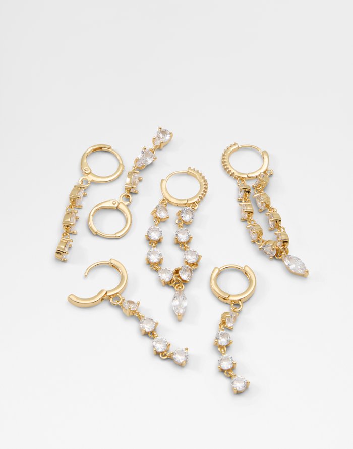 Colettee / Earring Set