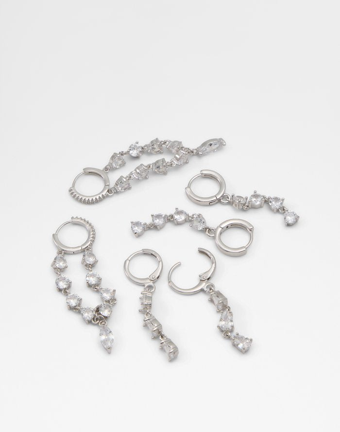 Colettee / Earring Set
